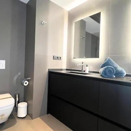 Rivendale 2 Bedroom 2 Bathroom With Balcony And Sea Views In The Nogalera Complex By Namaste Elite Appartement