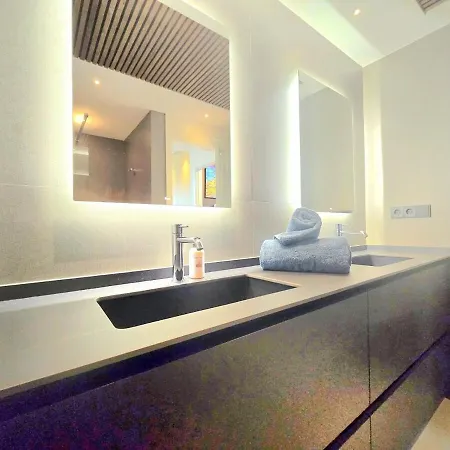 Rivendale 2 Bedroom 2 Bathroom With Balcony And Sea Views In The Nogalera Complex By Namaste Elite Appartement
